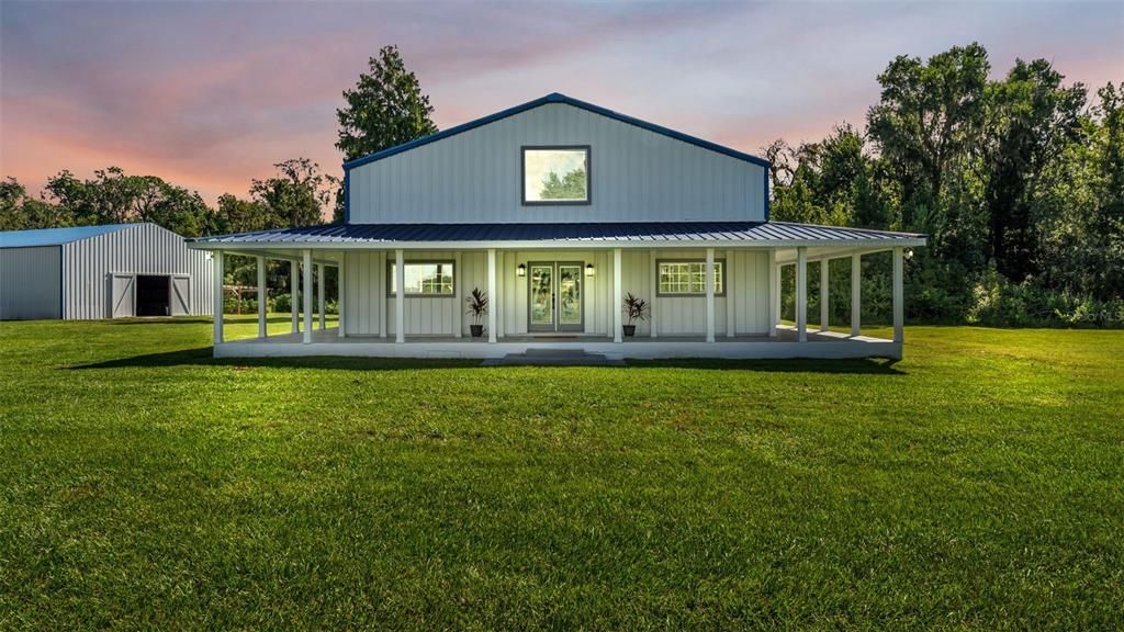 待售: $995,000 (4 贝兹, 4 浴室, 4200 平方英尺)