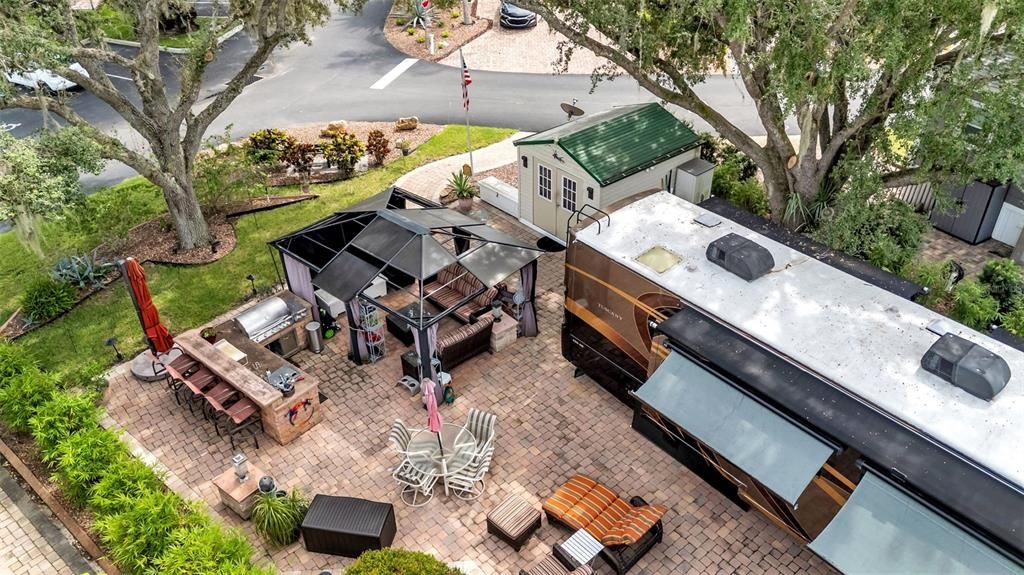 Activo con contrato: $190,000 (0.14 acres)