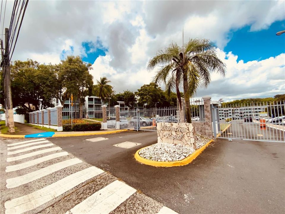 Recientemente alquilado: $1,395 (2 camas, 1 baños, 900 Pies cuadrados)