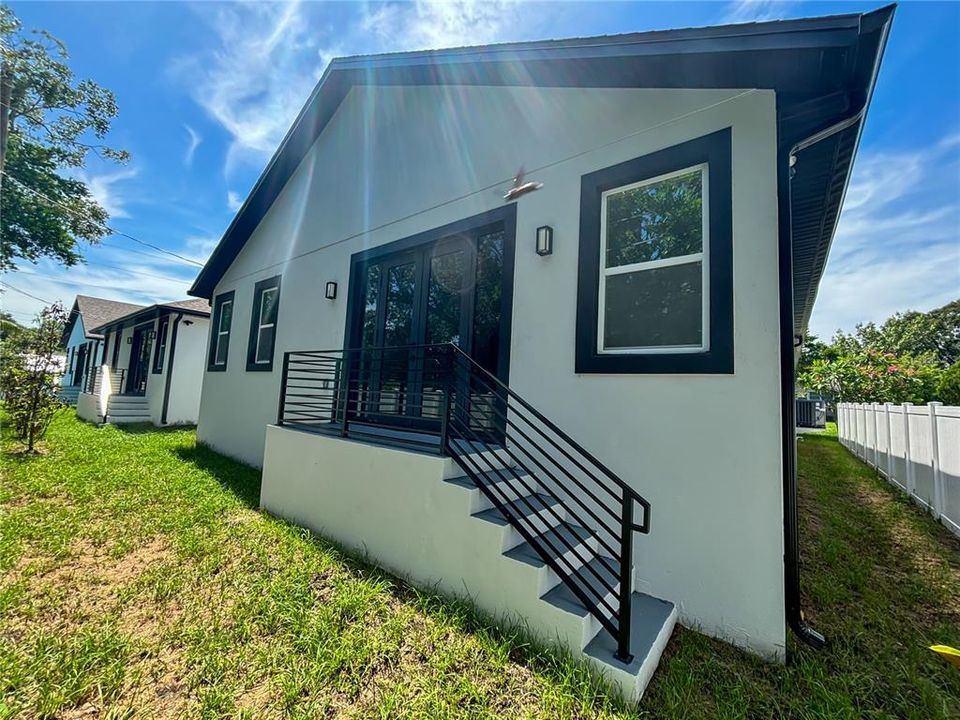 For Rent: $4,000 (4 beds, 3 baths, 2104 Square Feet)