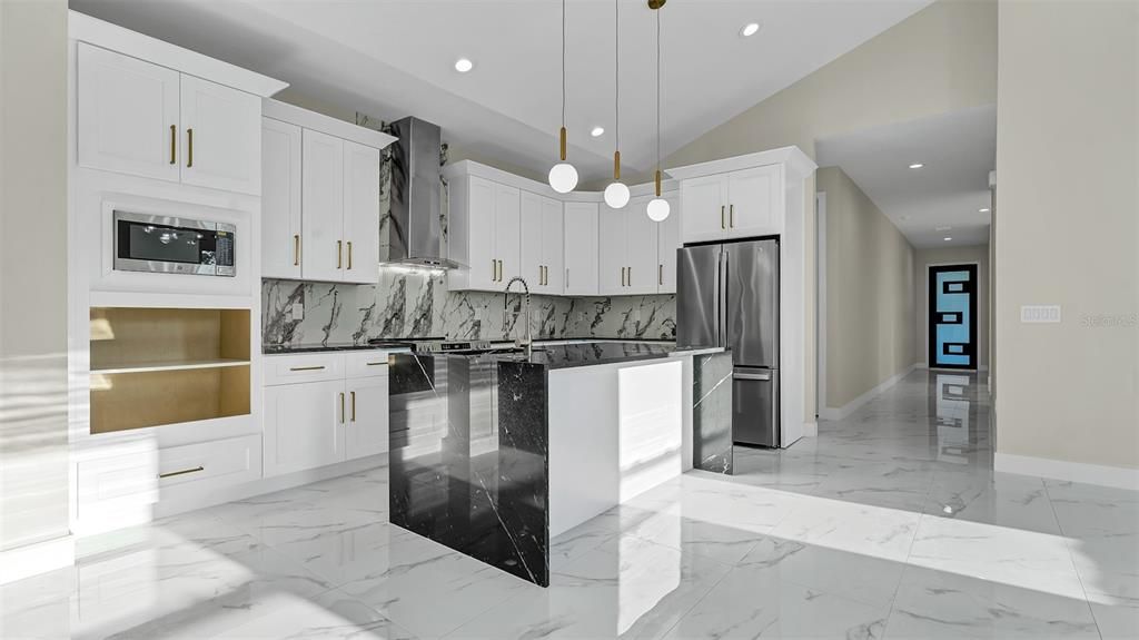 For Rent: $4,000 (4 beds, 3 baths, 2104 Square Feet)