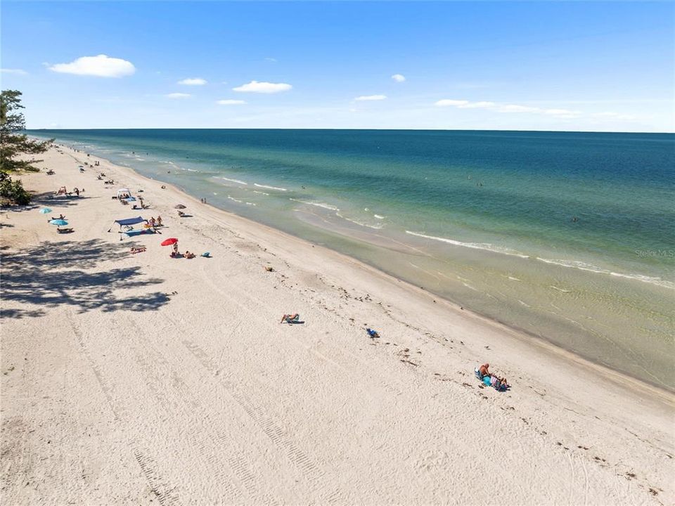 For Sale: $1,099,900 (3 beds, 2 baths, 1530 Square Feet)