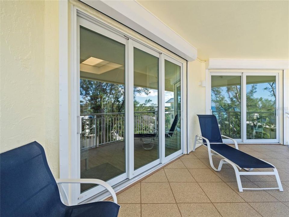 For Sale: $1,099,900 (3 beds, 2 baths, 1530 Square Feet)