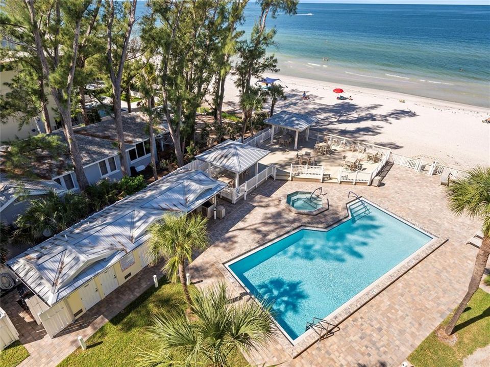 For Sale: $1,099,900 (3 beds, 2 baths, 1530 Square Feet)