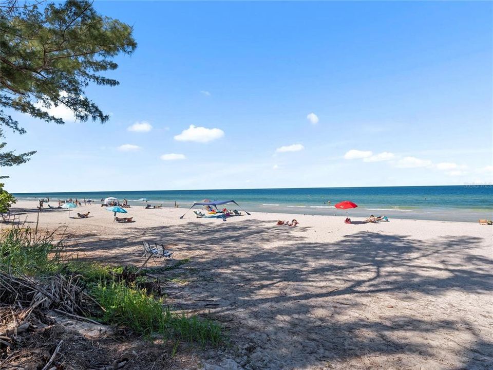 For Sale: $1,099,900 (3 beds, 2 baths, 1530 Square Feet)