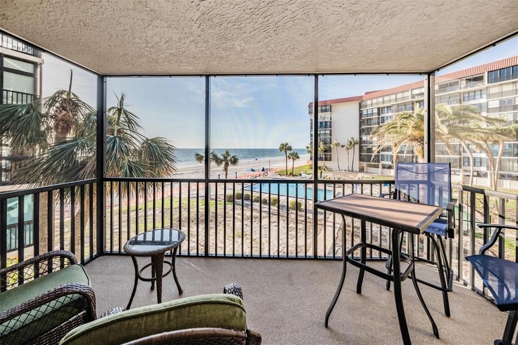 Activo con contrato: $3,000 (2 camas, 2 baños, 1025 Pies cuadrados)