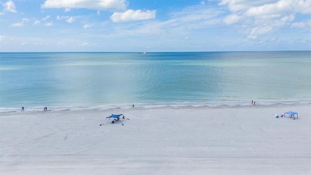 Activo con contrato: $3,000 (2 camas, 2 baños, 1025 Pies cuadrados)