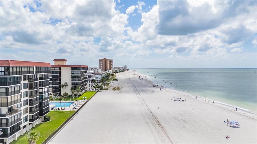 Activo con contrato: $3,000 (2 camas, 2 baños, 1025 Pies cuadrados)