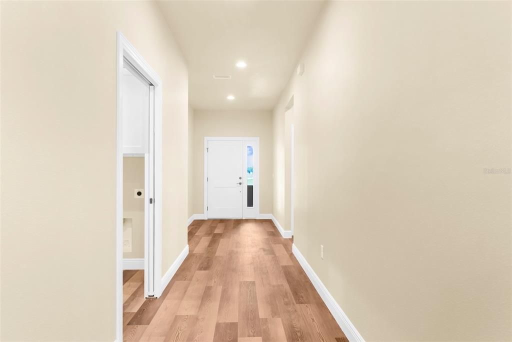 На продажу: $438,900 (4 спален, 2 ванн, 2166 Квадратных фут)