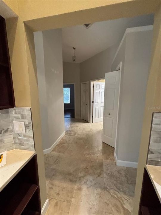 En Renta: $3,300 (4 camas, 2 baños, 1980 Pies cuadrados)