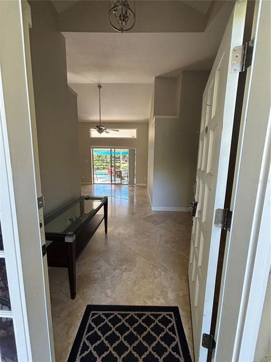 En Renta: $3,300 (4 camas, 2 baños, 1980 Pies cuadrados)