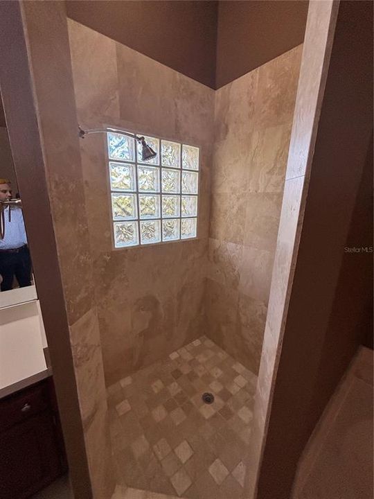 En Renta: $3,300 (4 camas, 2 baños, 1980 Pies cuadrados)