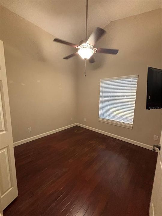 En Renta: $3,300 (4 camas, 2 baños, 1980 Pies cuadrados)