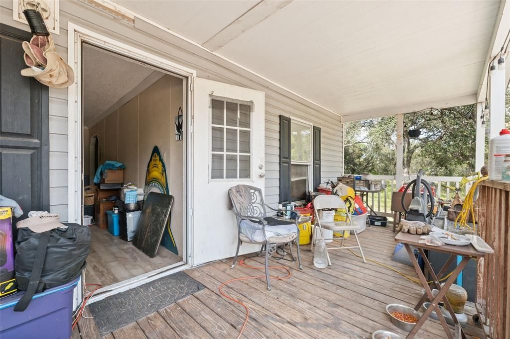 For Sale: $198,000 (3 beds, 2 baths, 1296 Square Feet)