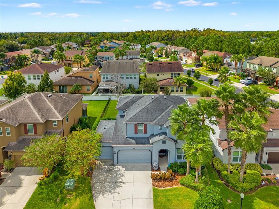 Active With Contract: $599,000 (4 beds, 3 baths, 2933 Square Feet)