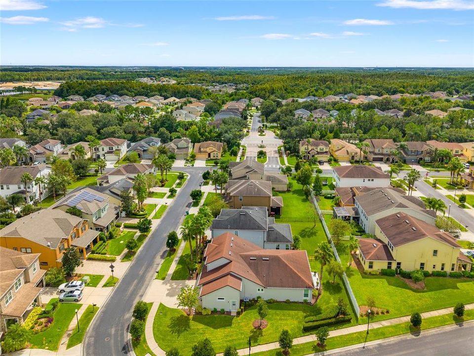 Active With Contract: $599,000 (4 beds, 3 baths, 2933 Square Feet)