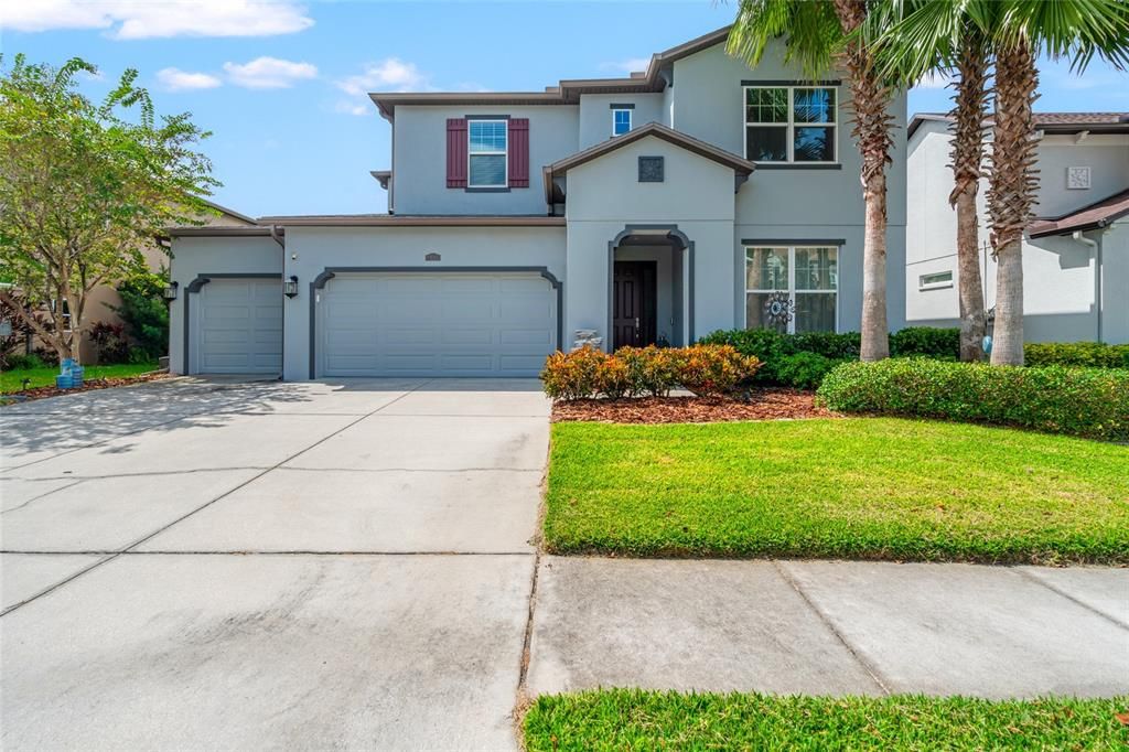 Active With Contract: $599,000 (4 beds, 3 baths, 2933 Square Feet)