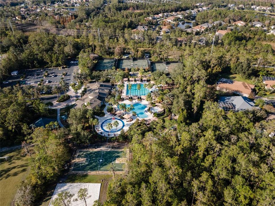 Active With Contract: $599,000 (4 beds, 3 baths, 2933 Square Feet)