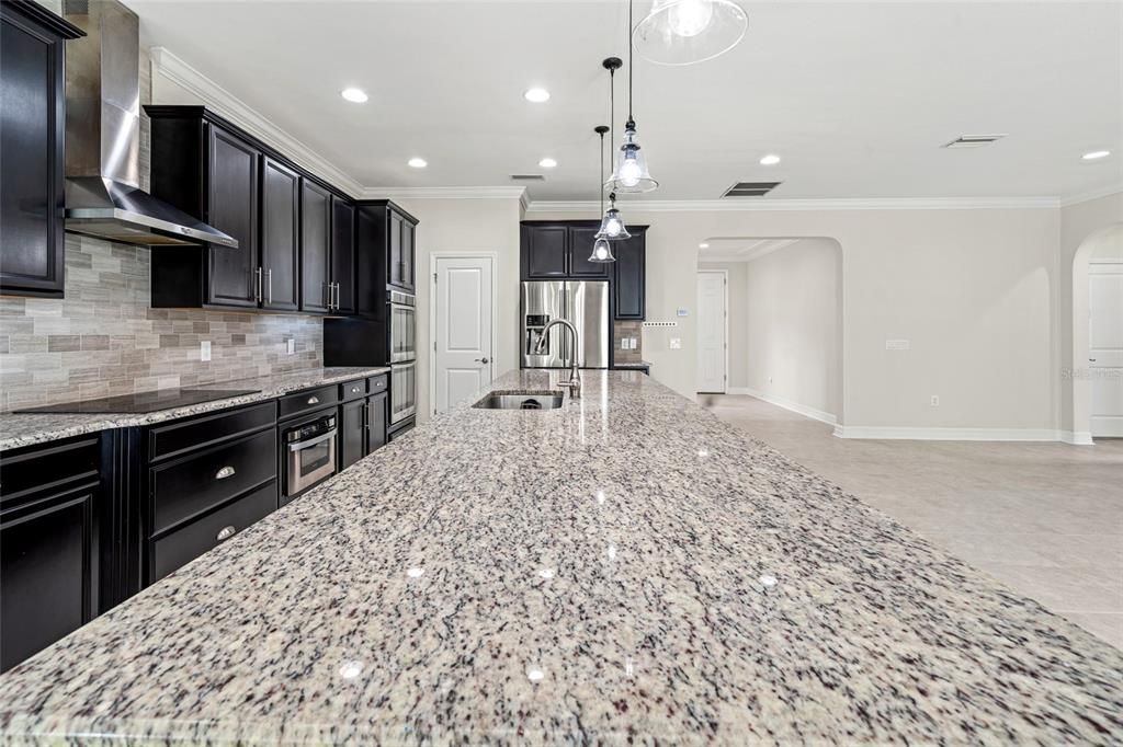 Active With Contract: $599,000 (4 beds, 3 baths, 2933 Square Feet)