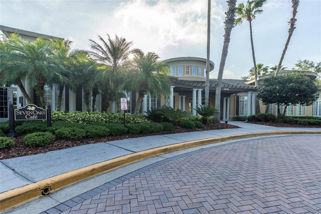 Active With Contract: $599,000 (4 beds, 3 baths, 2933 Square Feet)