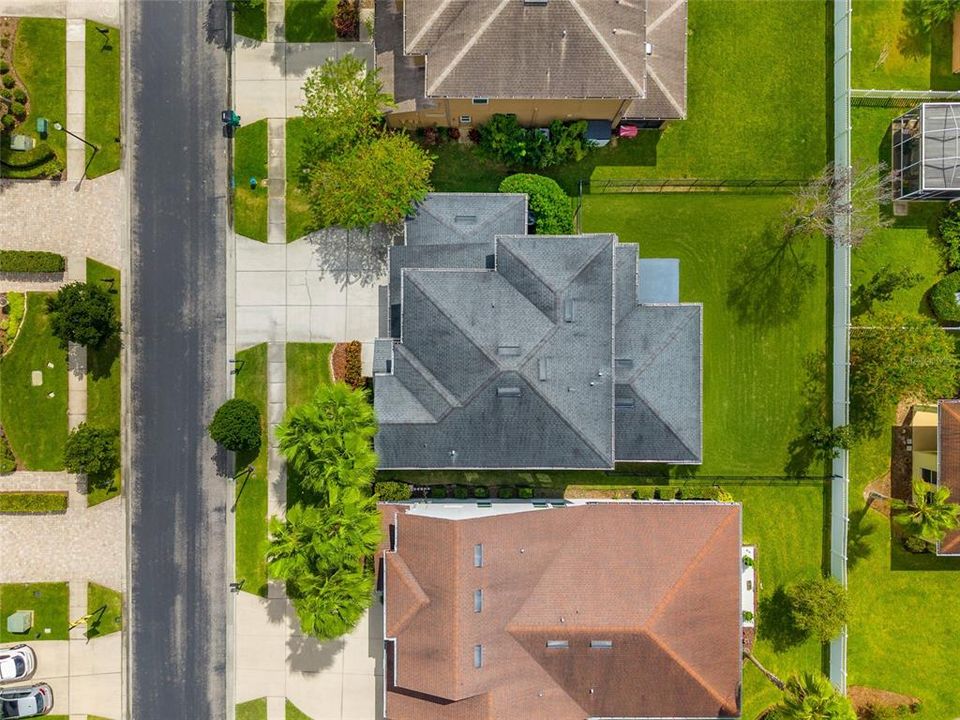 Active With Contract: $599,000 (4 beds, 3 baths, 2933 Square Feet)