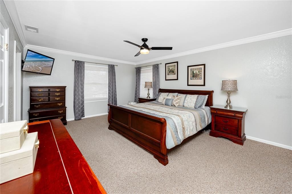 待售: $925,000 (4 贝兹, 3 浴室, 2942 平方英尺)