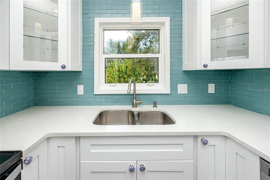 待售: $925,000 (4 贝兹, 3 浴室, 2942 平方英尺)