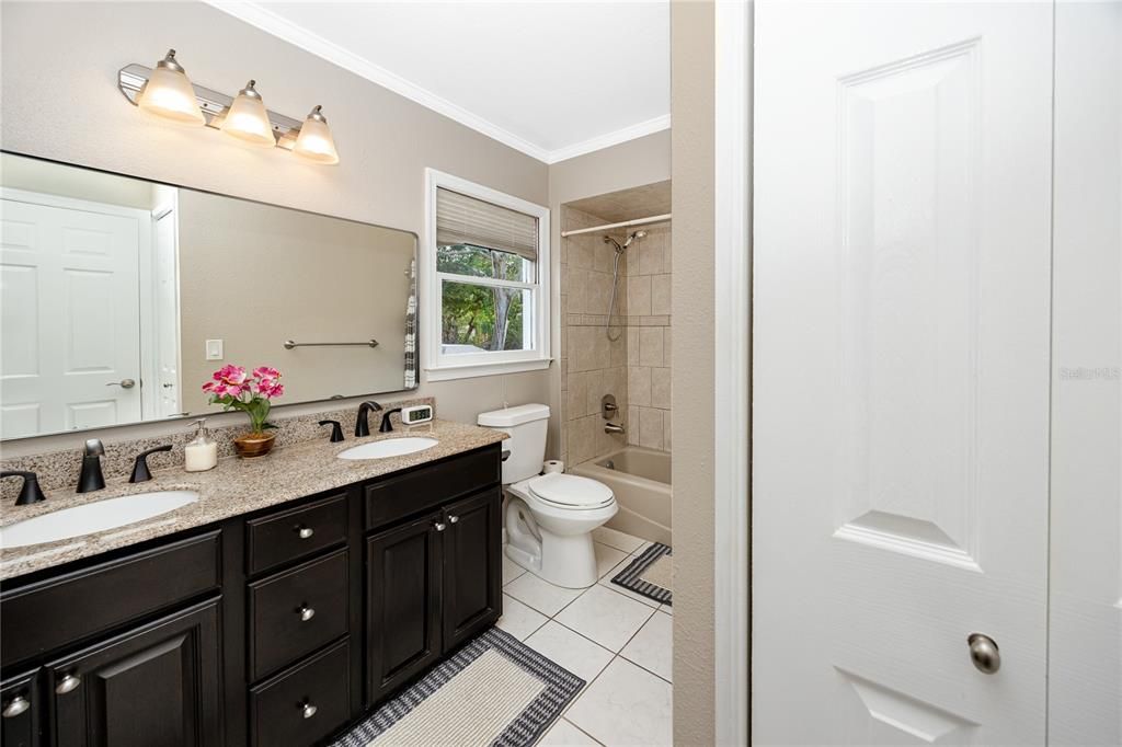 待售: $925,000 (4 贝兹, 3 浴室, 2942 平方英尺)