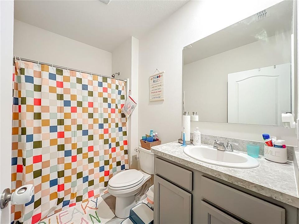 For Sale: $319,000 (4 beds, 2 baths, 1828 Square Feet)