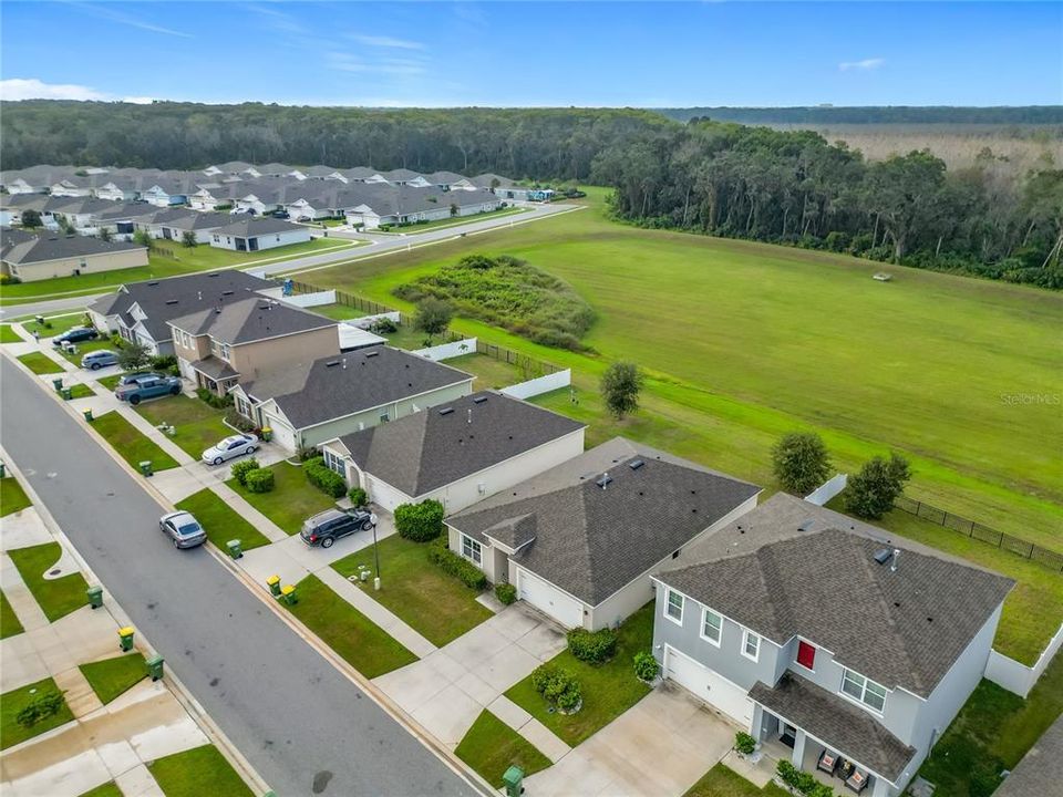 For Sale: $319,000 (4 beds, 2 baths, 1828 Square Feet)