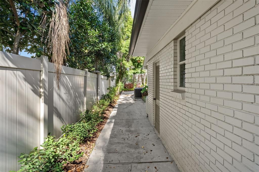 В аренду: $7,000 (4 спален, 3 ванн, 3184 Квадратных фут)