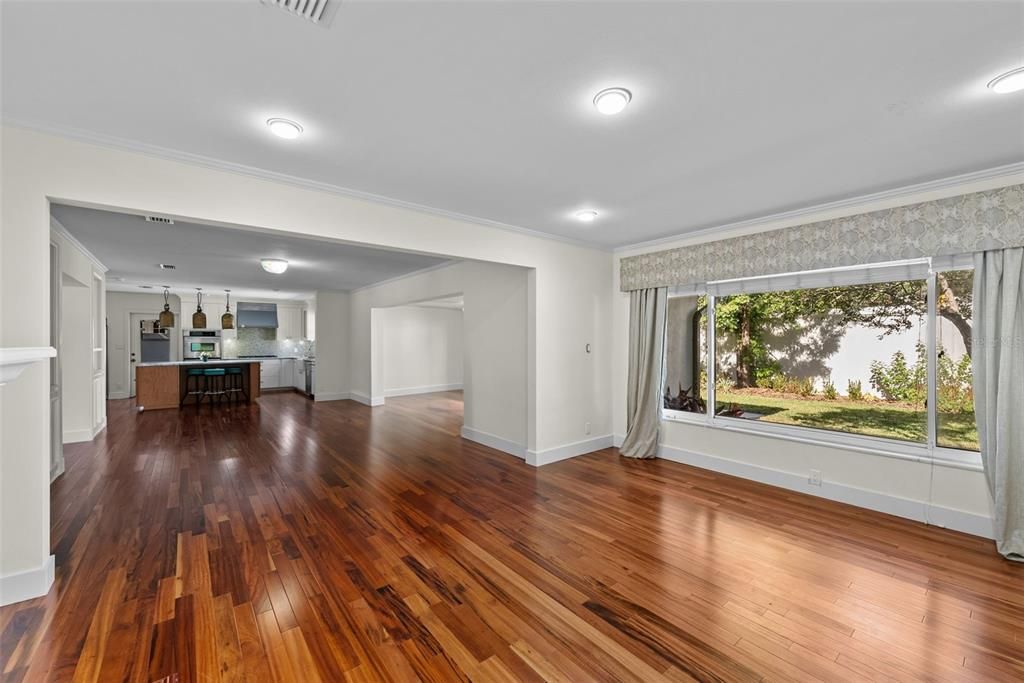 В аренду: $7,000 (4 спален, 3 ванн, 3184 Квадратных фут)