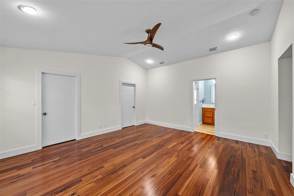 В аренду: $7,000 (4 спален, 3 ванн, 3184 Квадратных фут)