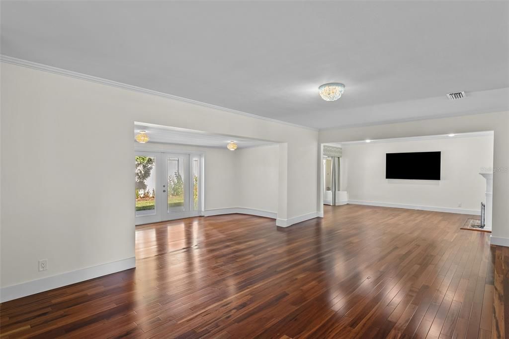 В аренду: $7,000 (4 спален, 3 ванн, 3184 Квадратных фут)