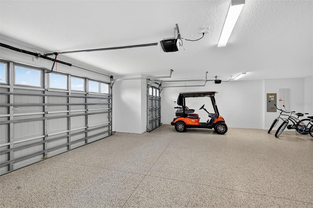 En Venta: $649,900 (3 camas, 2 baños, 1638 Pies cuadrados)