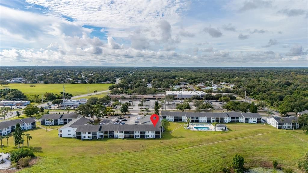 For Sale: $184,900 (2 beds, 2 baths, 880 Square Feet)