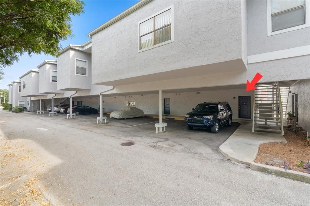 Active With Contract: $155,000 (1 beds, 1 baths, 764 Square Feet)