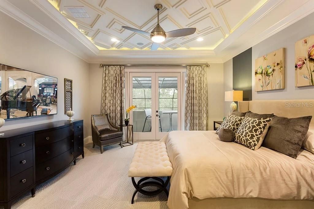 Active With Contract: $2,000,000 (7 beds, 7 baths, 5154 Square Feet)