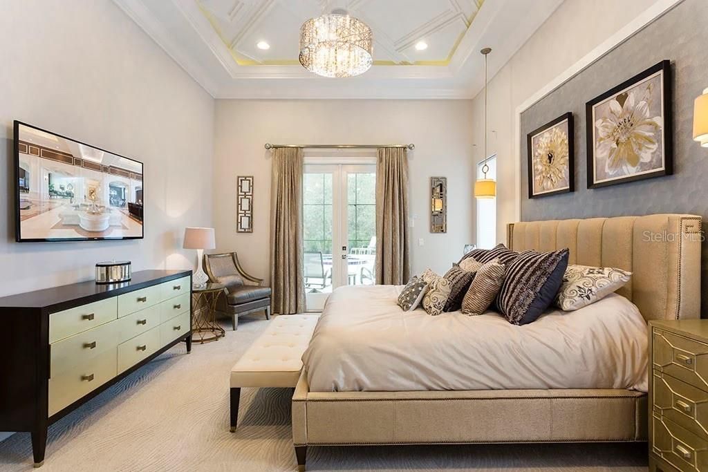 Active With Contract: $2,000,000 (7 beds, 7 baths, 5154 Square Feet)