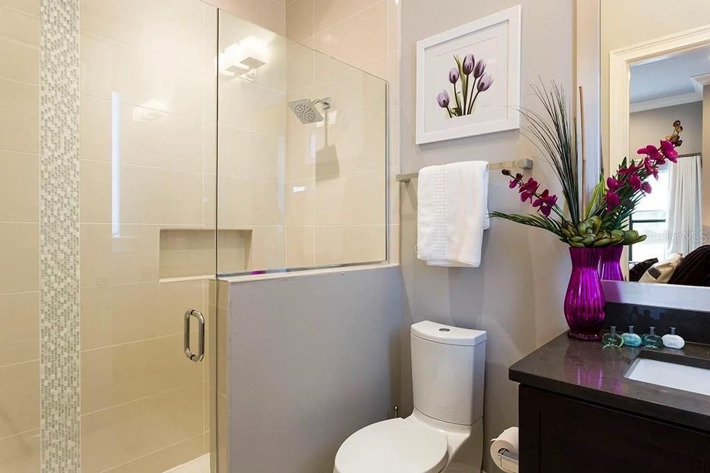 Active With Contract: $2,000,000 (7 beds, 7 baths, 5154 Square Feet)