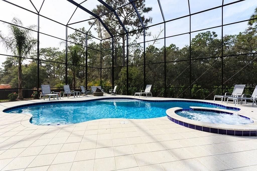 Active With Contract: $2,000,000 (7 beds, 7 baths, 5154 Square Feet)