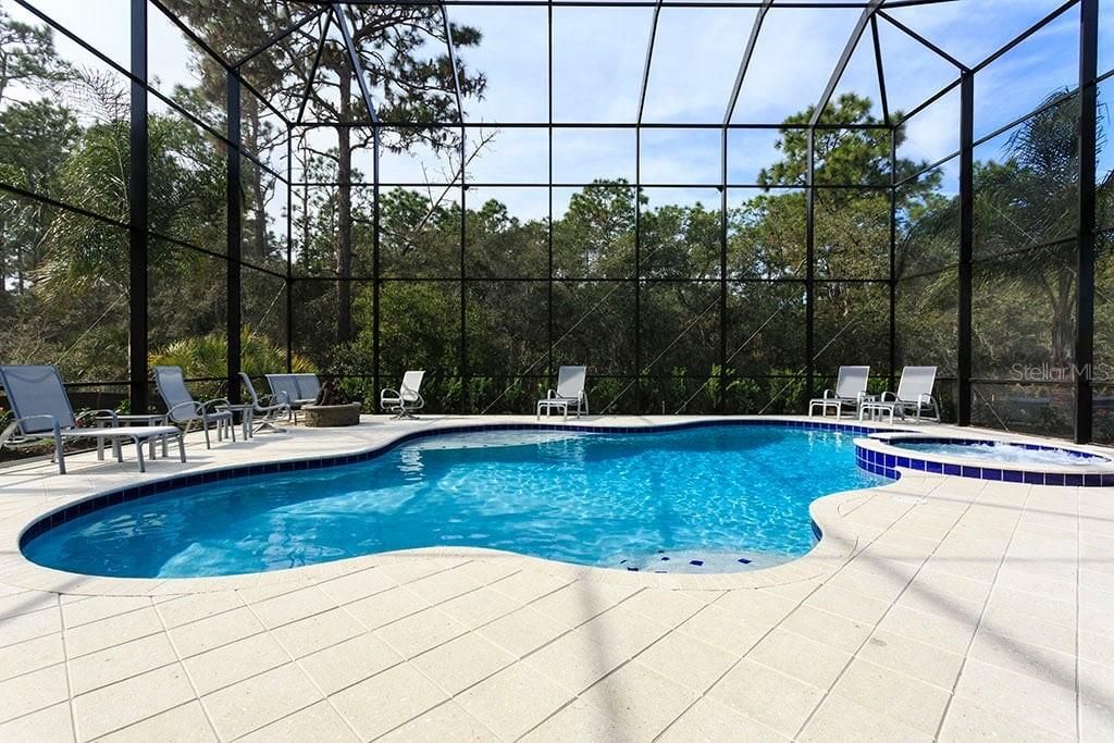 Active With Contract: $2,000,000 (7 beds, 7 baths, 5154 Square Feet)