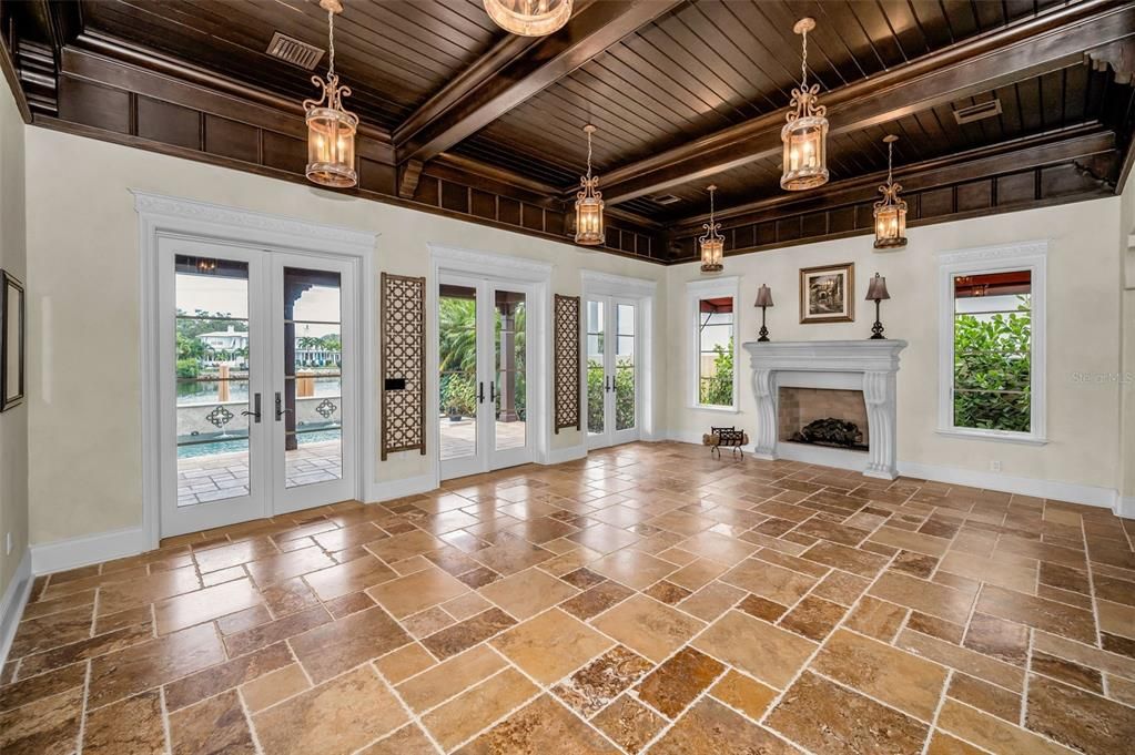 For Sale: $4,495,000 (4 beds, 5 baths, 5834 Square Feet)