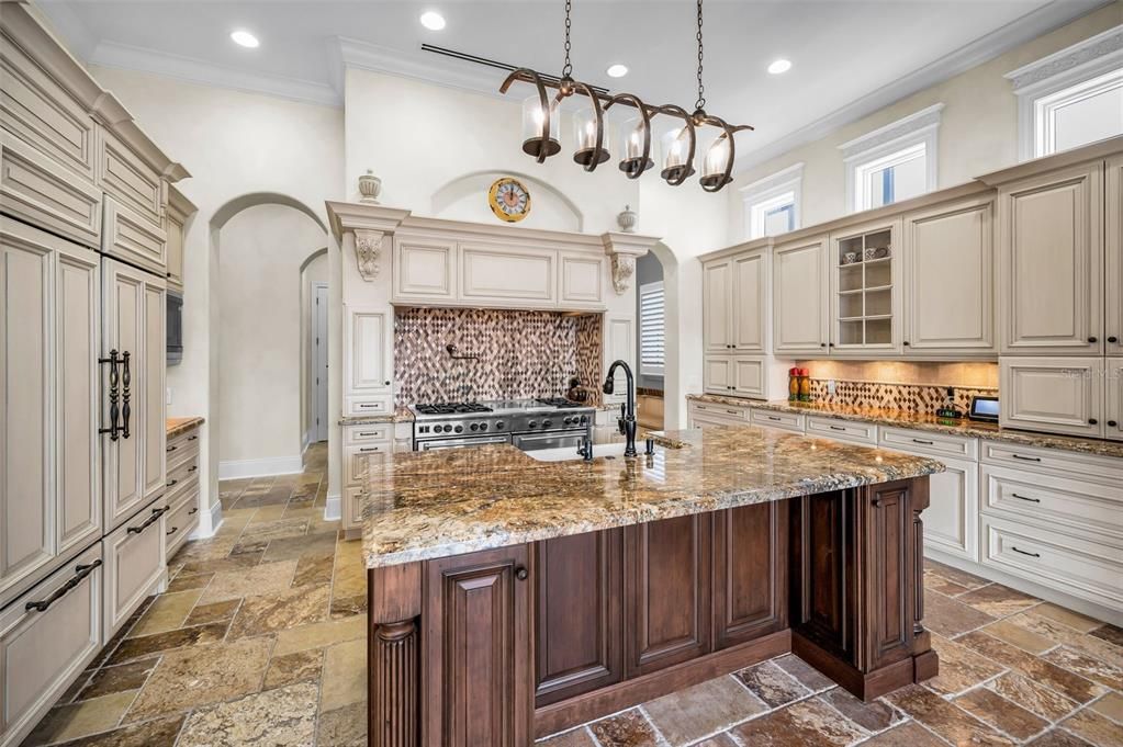 For Sale: $4,495,000 (4 beds, 5 baths, 5834 Square Feet)