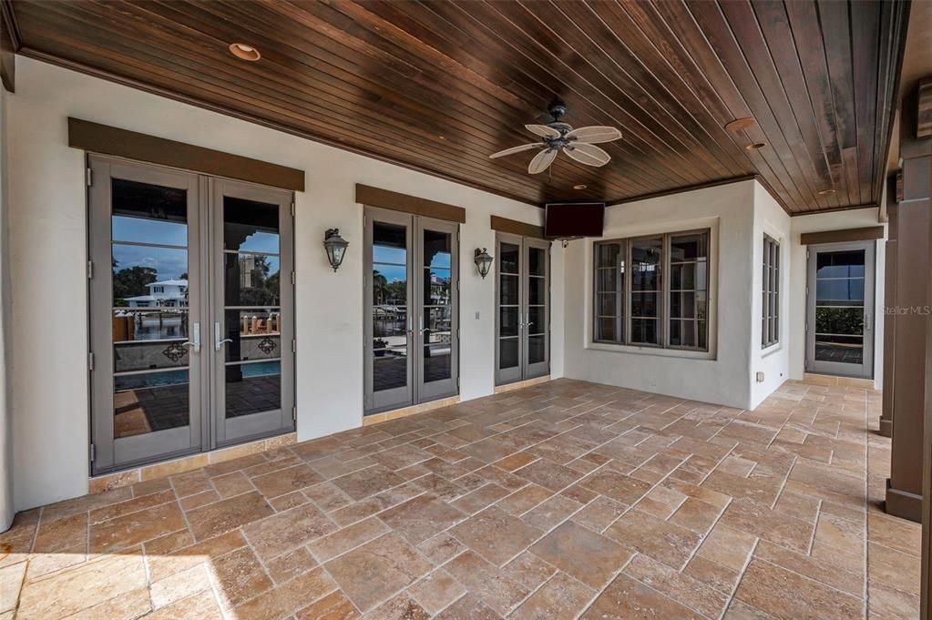 For Sale: $4,495,000 (4 beds, 5 baths, 5834 Square Feet)