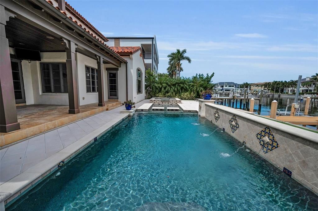 For Sale: $4,495,000 (4 beds, 5 baths, 5834 Square Feet)