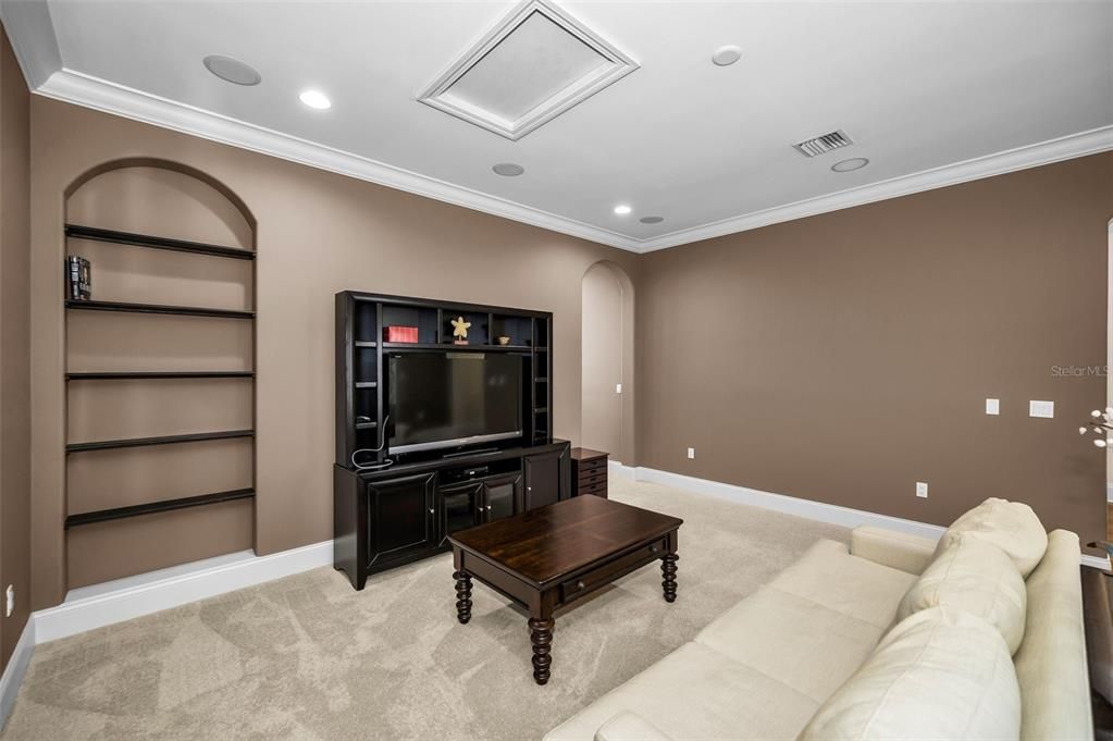 For Sale: $4,495,000 (4 beds, 5 baths, 5834 Square Feet)