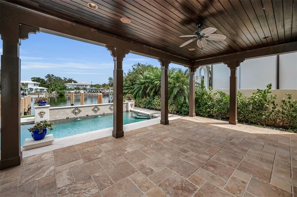 For Sale: $4,495,000 (4 beds, 5 baths, 5834 Square Feet)