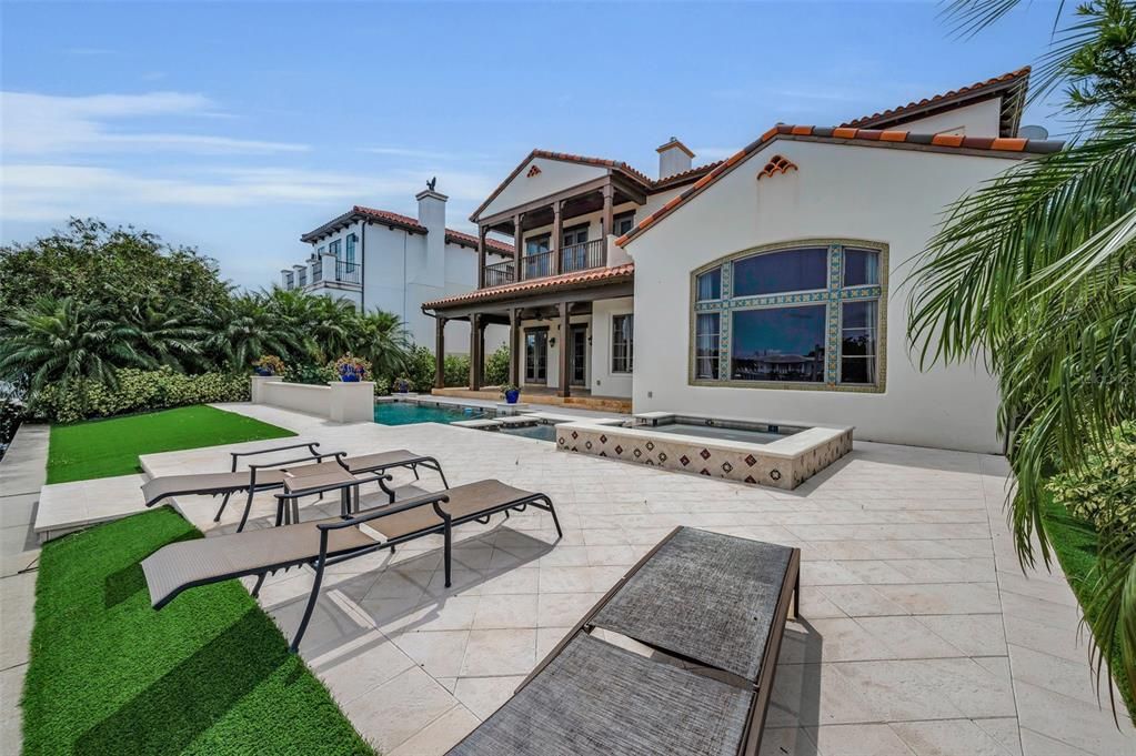 For Sale: $4,495,000 (4 beds, 5 baths, 5834 Square Feet)