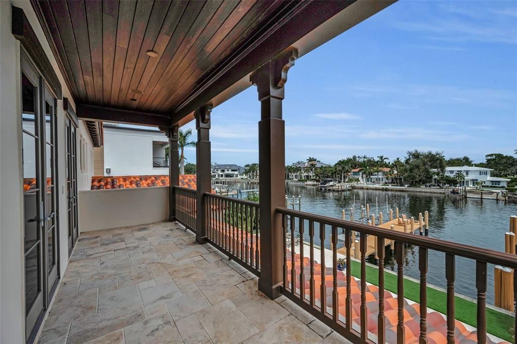 For Sale: $4,495,000 (4 beds, 5 baths, 5834 Square Feet)